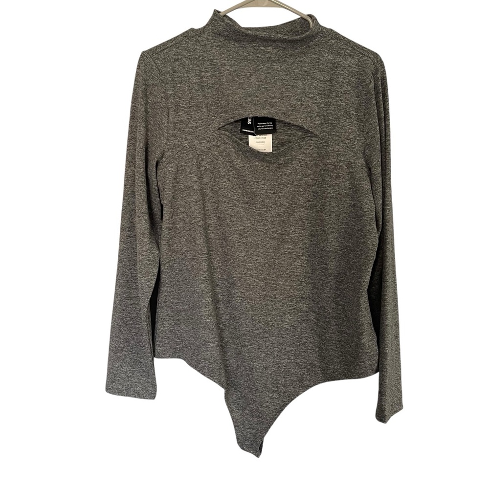 NWT Express Women’s Body Contour Cozy Mock Neck Cutout Bodysuit Grey Long Slv XL - Picture 2 of 9